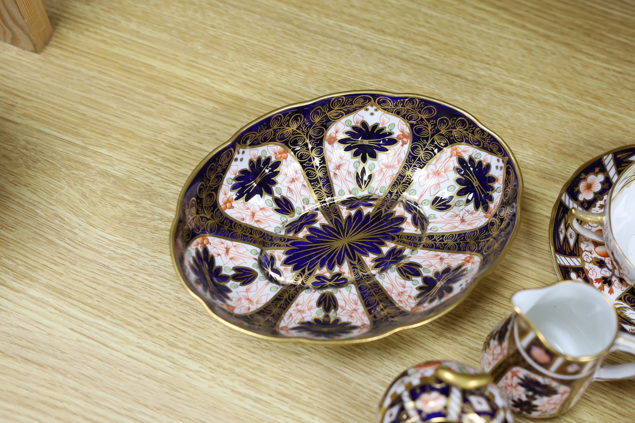 A quantity of Royal Crown Derby Imari pattern porcelain tea / dinner wares